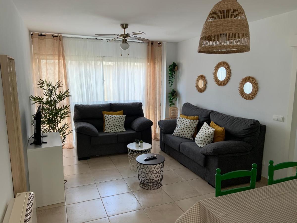 Apartamento Aqui Vive Un Artista โกนิล เด ลาฟรอนเตรา ภายนอก รูปภาพ